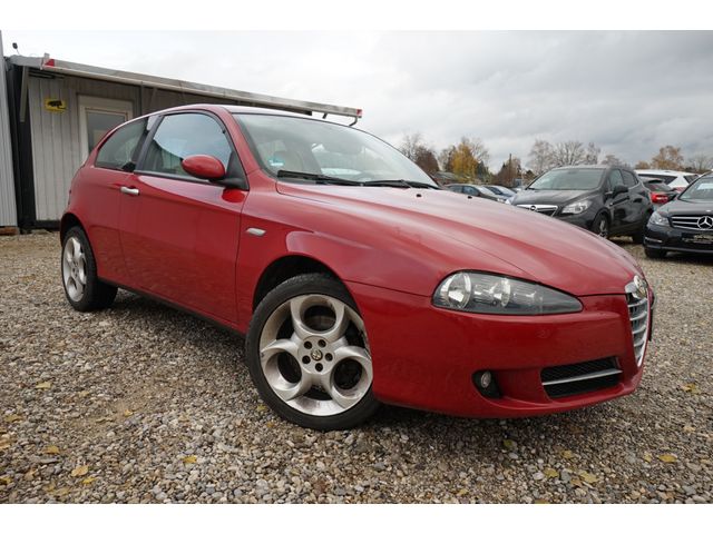 Alfa Romeo 147 T.Spark |Zahnriemen NEU| |HU/AU NEU|