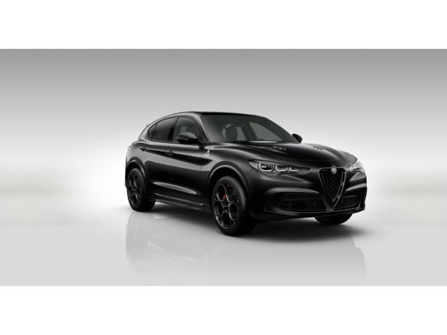 Alfa Romeo Stelvio 2.9 V6 Quadrifoglio+Akrapovic+LED+PANO+21Zoll+