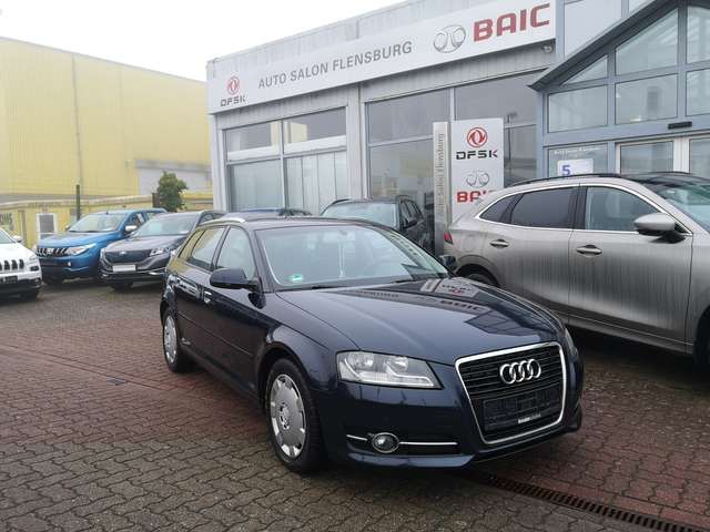 Audi A3 1.4 TFSI Attraction*HU Neu*8-fach bereift*Klima