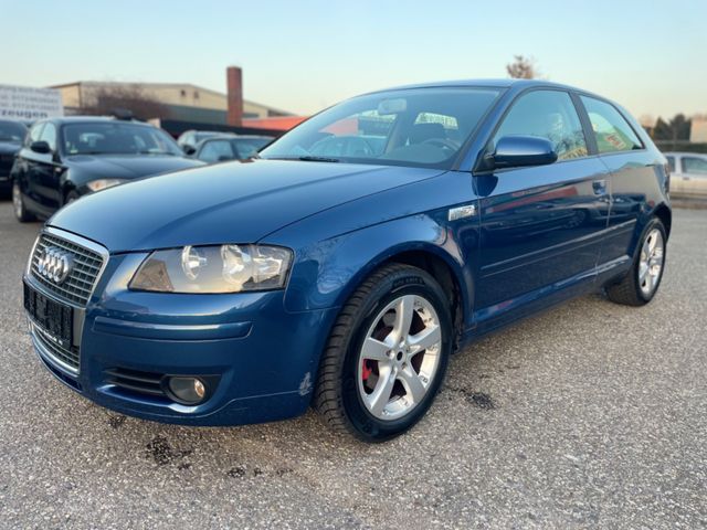 Audi A3 1.6 Benzin 102PS / Tüv 08.2026/Scheckheftgep.