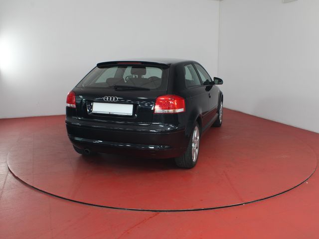 Audi A3 Ambition 1.6FSI Sitzheizung Klima