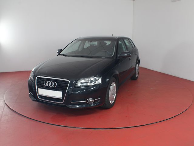 Audi A3 Sportback Attraction 1.2 TFSI TÜV bis 05/2027