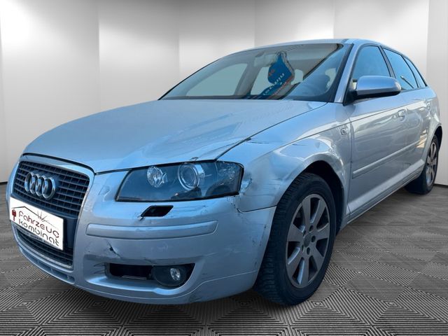 Audi A3 Sportback 1.6 FSI*TÜV 02/2026*KLIMA*XENON*NAV