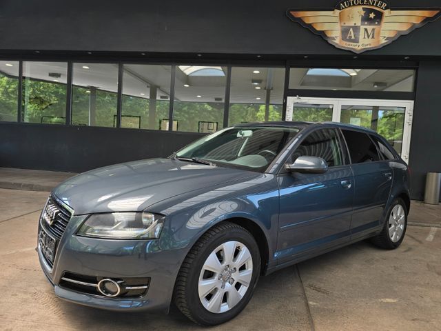 Audi A3 Sportback 1.6 Attraction SZH/KLIMA/PDC