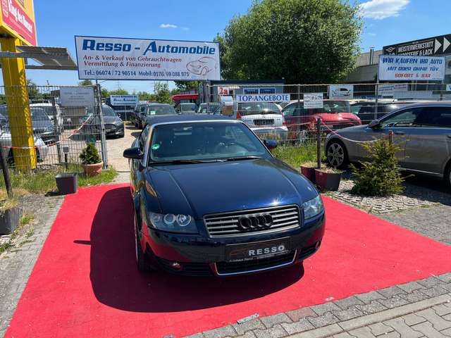 Audi A4 2.4 V6 *LIEBHABER*118.000 KM *XENON*NAVI*GEPFLEGT*