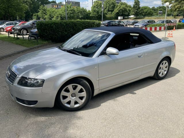 Audi A4 1.8 T Leder Klima Navi Xenon Temp. Autom.