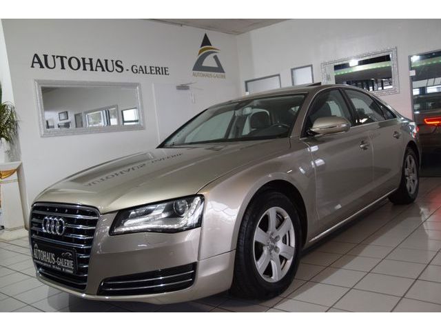 Audi A8 3.0 TDI quattro*1. HAND*XENON*SCH-DACH*NAVI