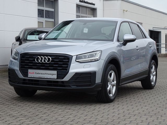 Audi Q2 30 TFSI #comfort - Optik-Paket schwarz