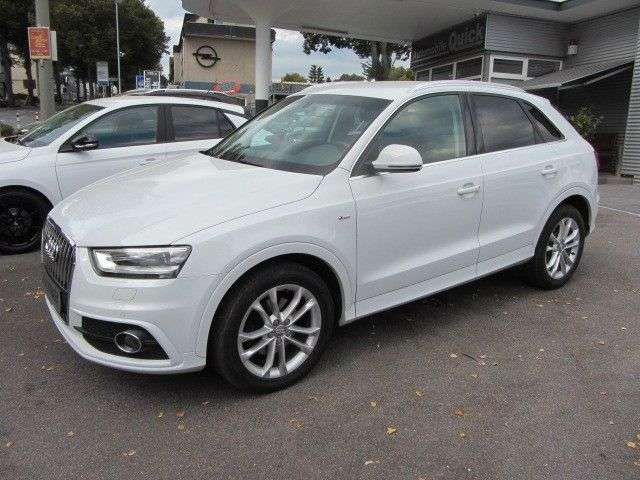 Audi Q3 2.0 TDI quattro S-Line Xenon Navig Sitzh PDC