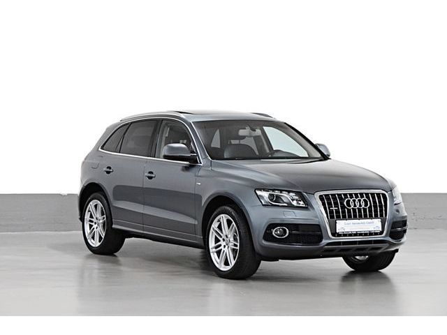 Audi Q5 2.0 TDI QUATTRO DESIGN-PAKET S LINE