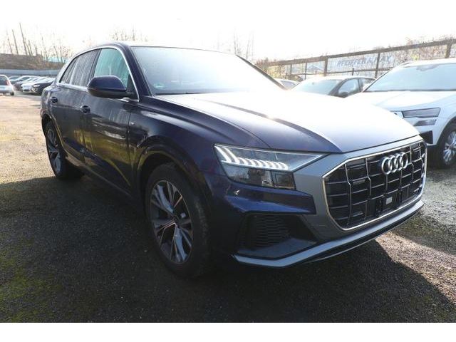 Audi Q8 Tour 55 TFSI 2xS line 21Z Matrix Pano Keyl...