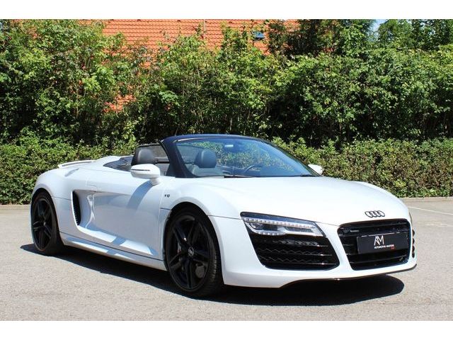 Audi R8 Spyder 5.2 FSI quattro | Keramik | Suzukagrau