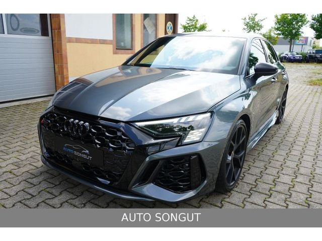 Audi RS 3 Sportback quattro*MATRIX*B&O*ACC*RS*CARBON*