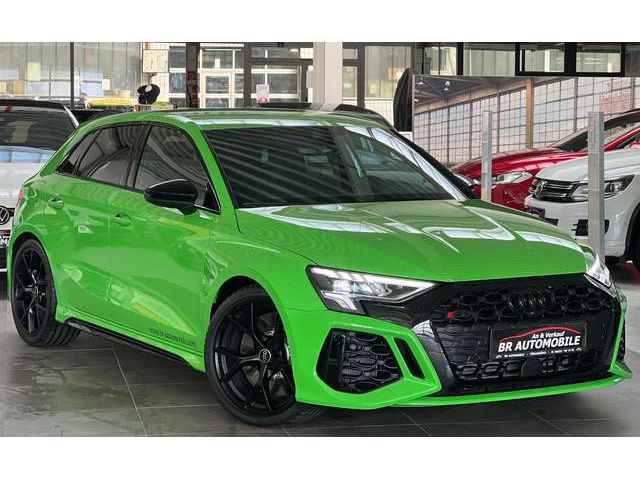 Audi RS 3 2.5 TFSI quattro*Kyalamigrün*Sportabgas*Kamera