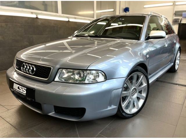 Audi RS 4 2.7 quattro TOP Zustand TÜV+ Inspektion NEU