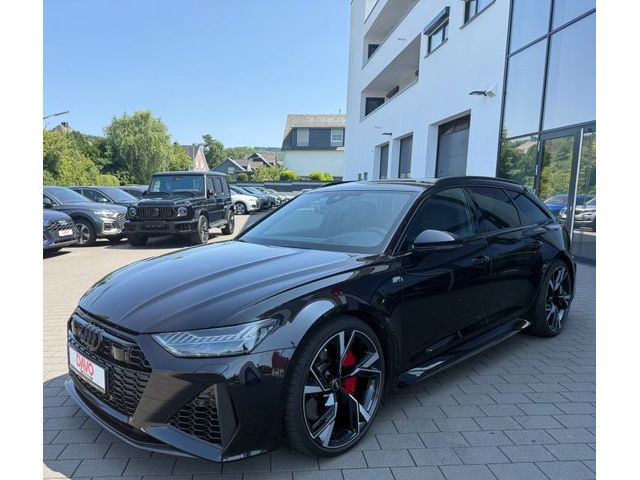 Audi RS 6 Avant 4.0 TFSI quattro Carbon/HUD/B&O/SAbgas