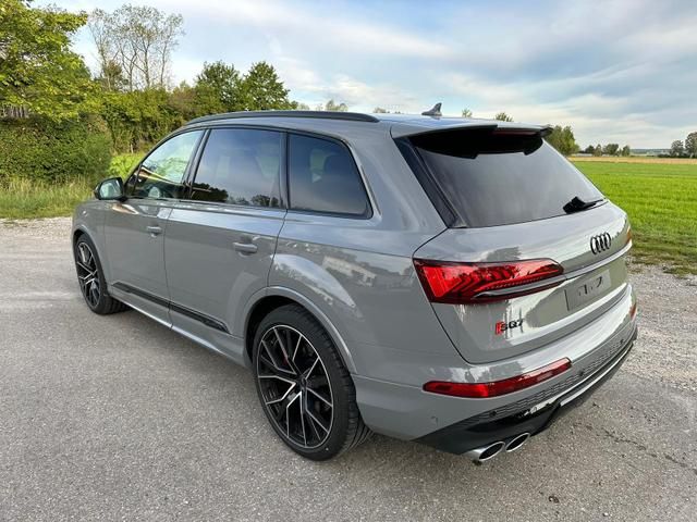 Audi SQ7 4.0 competition plus quattro TFSI 4.0TFSI...