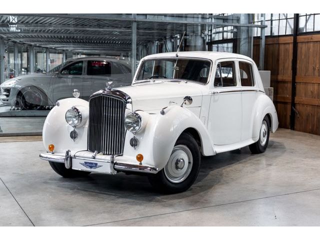 Bentley R Type