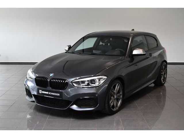BMW 135 i Navi LED Handschalter Heckantrieb