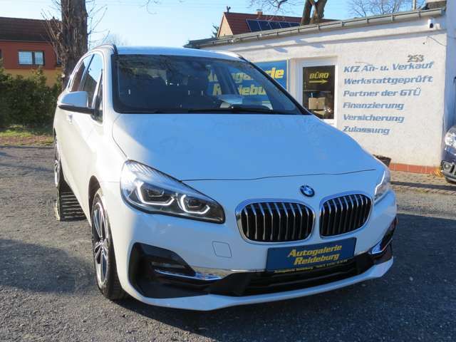 BMW 218 218 i Luxury Line Leder!!!Aut.!!Navi!!Neuwertig!!