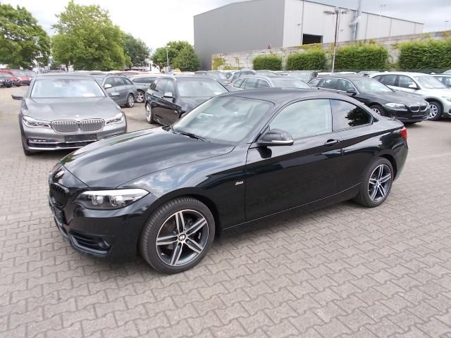 BMW 218 218i Coupe Sport Line, Navi LED PDC Teilleder