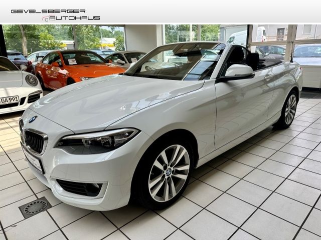 BMW 218 i Advantage Cabrio 2.Hand AHK-abnehmbar Klimaautom Fahrerprofil Keyless Verkehrszeichenerk.