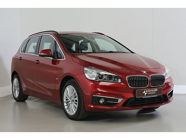BMW 220 d xDr. Active Tourer Luxury Line Navi HuD ACC