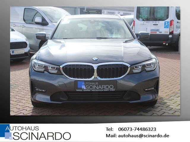 BMW 318 d Touring Advantage *NAVI*RFK*LED*LiveCockpi