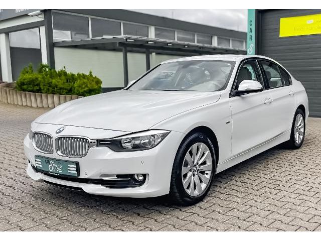 BMW 320 i NAVI SHZ PDC