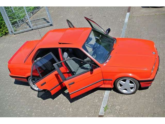 BMW 325 iX, 1.HAND, Leder, Sportsitze, H-Kennzeichen, SHZG
