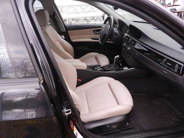BMW 330 330d DPF Aut. Mega Voll / **Motorschaden**