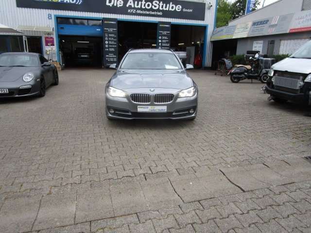 BMW 520 d xDrive Kombi Navi Leder Xenon Alu18Zoll Met Aux!