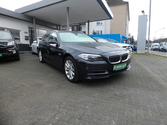 BMW 520 d Touring/AUT/Leder Beige/Navi/Head-Up/PDC