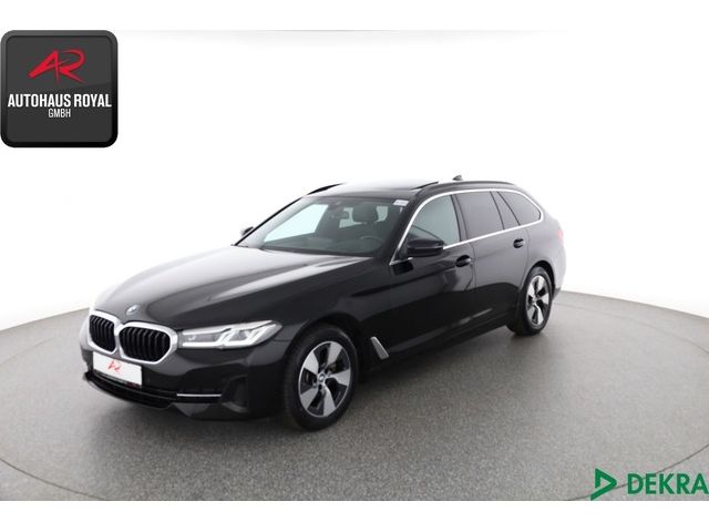 BMW 520 d T xDrive PANORAMA,HUD,KEYLESS,KAMERA,1.HD