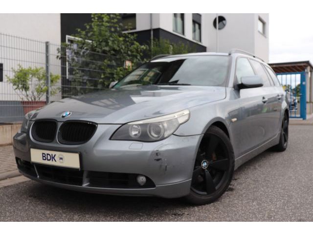 BMW 525 Baureihe 5 Touring 525i xDrive Wagen Nr.:040