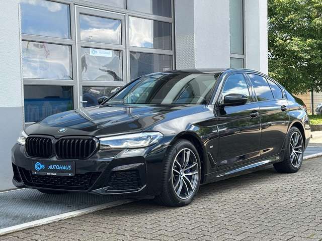 BMW 530 iA xDr*M SPORT*KAM*KOMFORTSITZE*HARMAN*HUD*