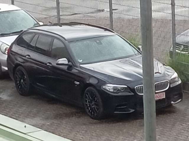 BMW 550 M550d xDrive Touring Sport-Aut. / Standhzg / 20"