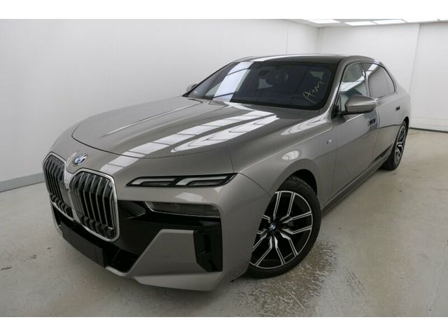 BMW 740 d xDr. M Sportpaket AHK Panorama Standh ACC W
