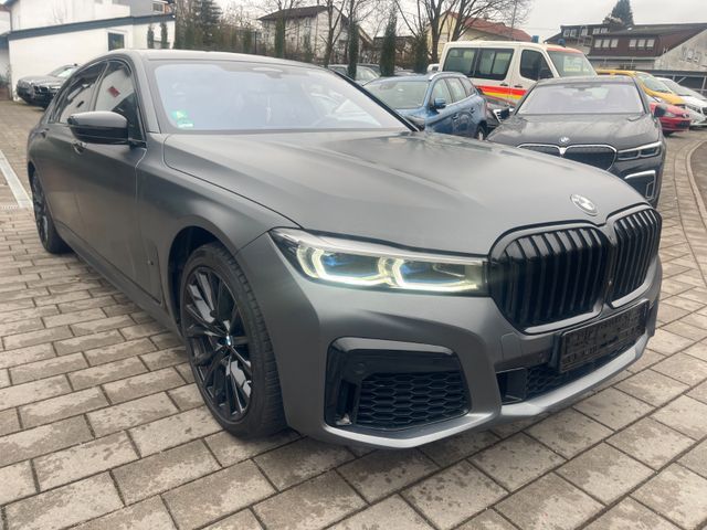 BMW 750 L i X-Drive M-Paket TOP GEPFLEGT