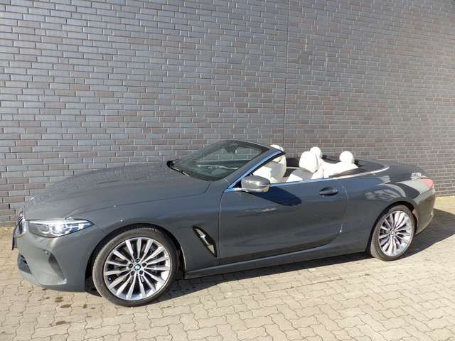 BMW 840 d Cabrio xDrive HeadUp/LED/NightVision/Kamera