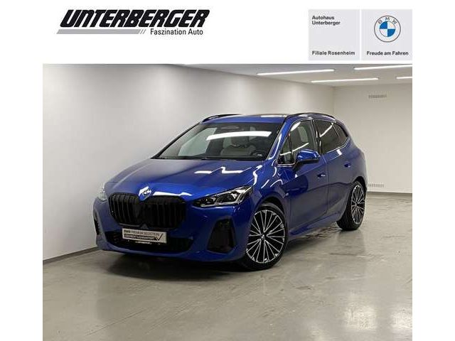 BMW i M Sportpaket+LED+AHK+Panorama