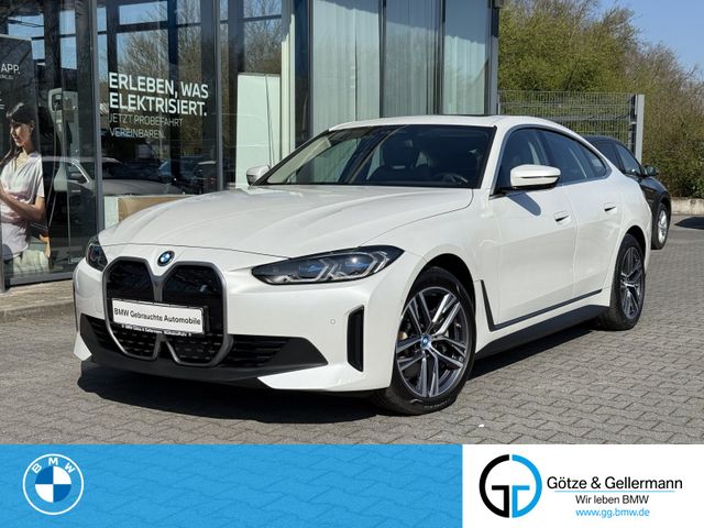 BMW i4 eDrive40 DrivingAssistantProf Schiebedach AHK