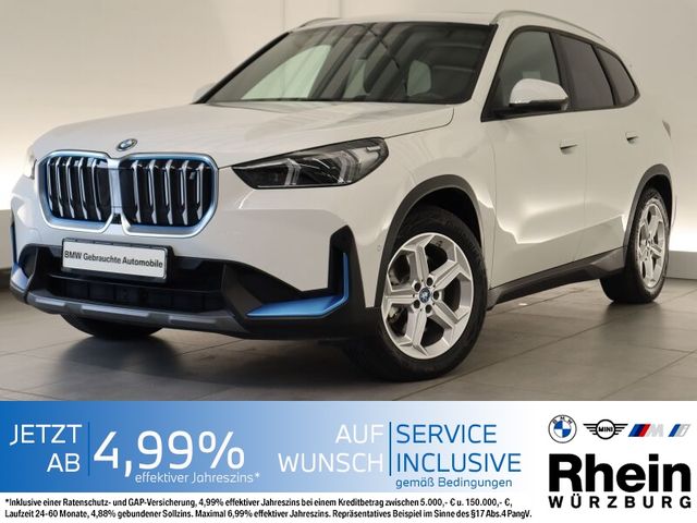 BMW iX 1 xDrive30 AHK/HiFi/HeadUp/Panorama/DAB AHK/Glasdach/360°/DAB+