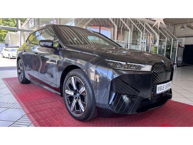 BMW iX 40 xDrive SPORT+360°+PANO+VIRTUAL+H/K+HEAD UP