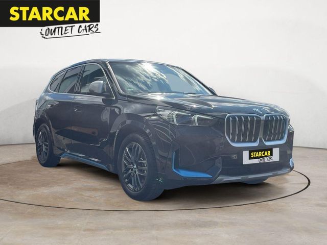 BMW iX 1 xDRIVE 30 xLINE+AHK+HUD+LEDER+LIVE-COKPIT-PROFESSIONAL+