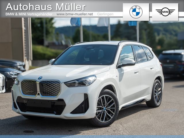 BMW iX 1 eDrive20 XPRESS 13.050 ERSPARNIS M-Sport HUD