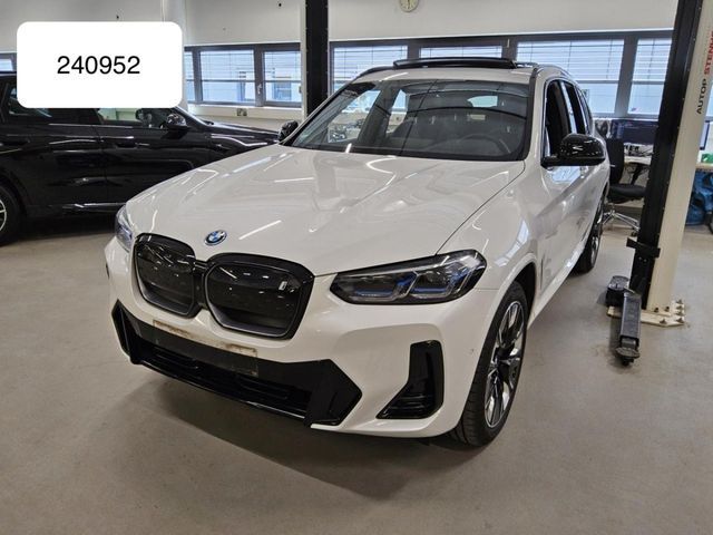 BMW iX3 Impressive Facelift M Sport Laser HeadUp 20"