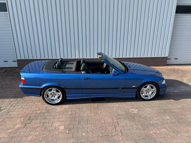 BMW M3 Cabrio 6-Gang Handschalter/Estorilblau/Hardtp