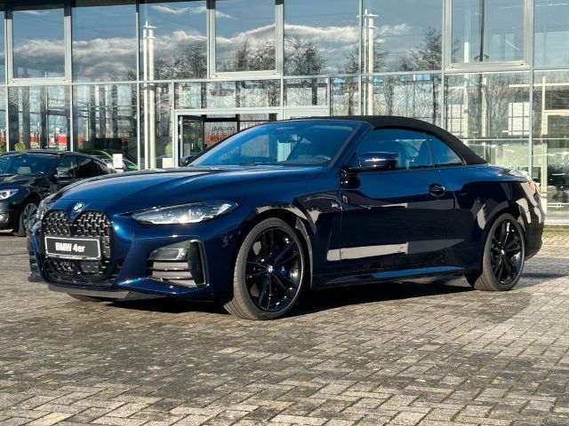 BMW M4 40i xDrive Cabrio / M Sport / Leder