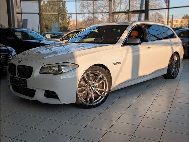 BMW M550 Touring xDrive Xenon. Pano. Navi. BT